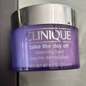 Clinique Take the Day Off Cleansing Balm - Silver Lid with Purple Jar